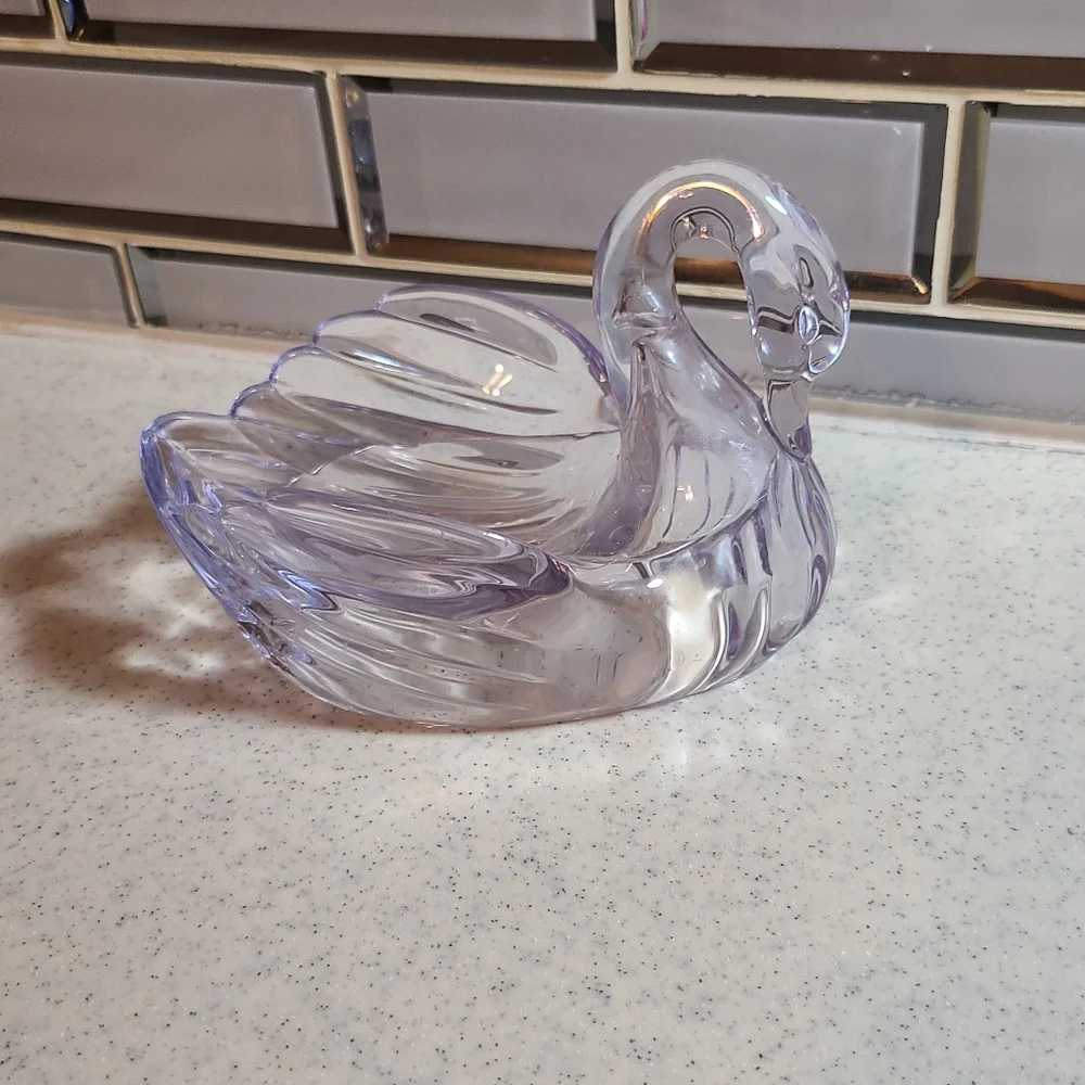 Vintage Clear Plastic Swan Soap DIsh Vintage Home Decor 1990s